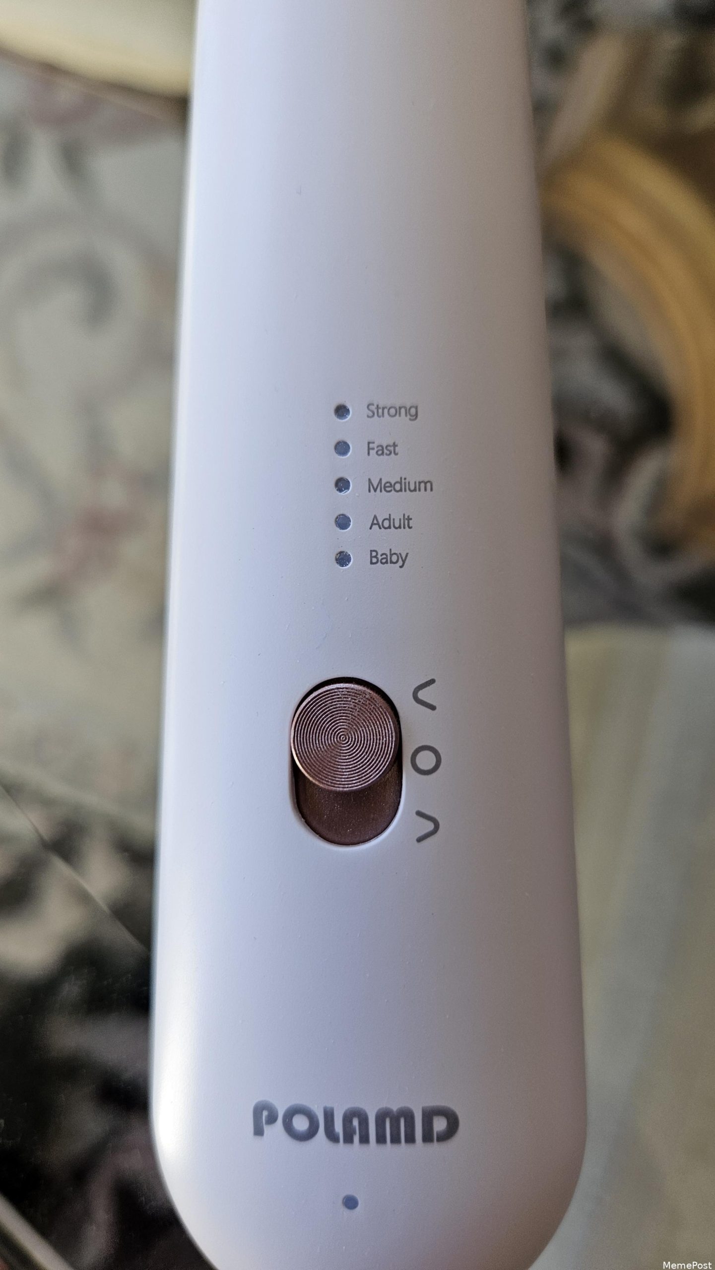 The device has 5 intensity levels; the naming scheme is total crap: Confusing Controls Explained!
